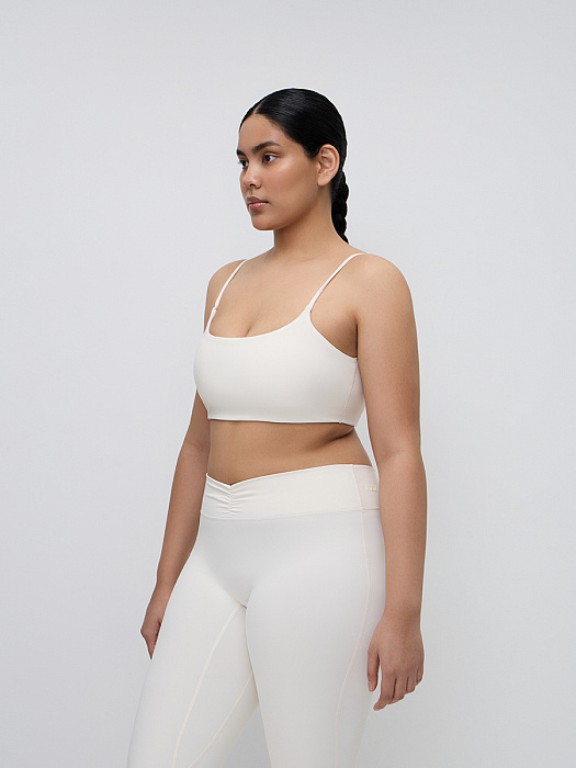 Топ спортивный MELA