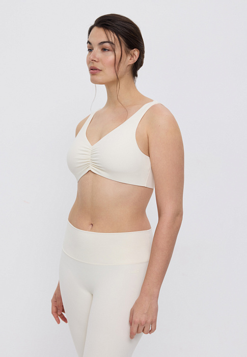 Топ спортивный MELA