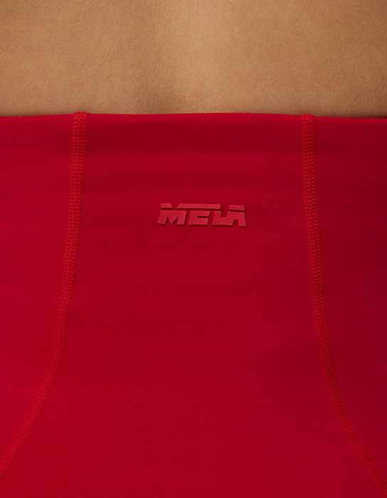 Топ спортивный MELA